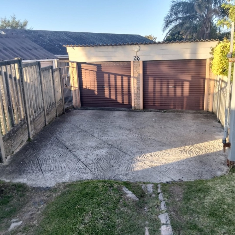 3 Bedroom Property for Sale in Greenfields Eastern Cape